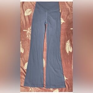Blue Lululemon blue light Leggings